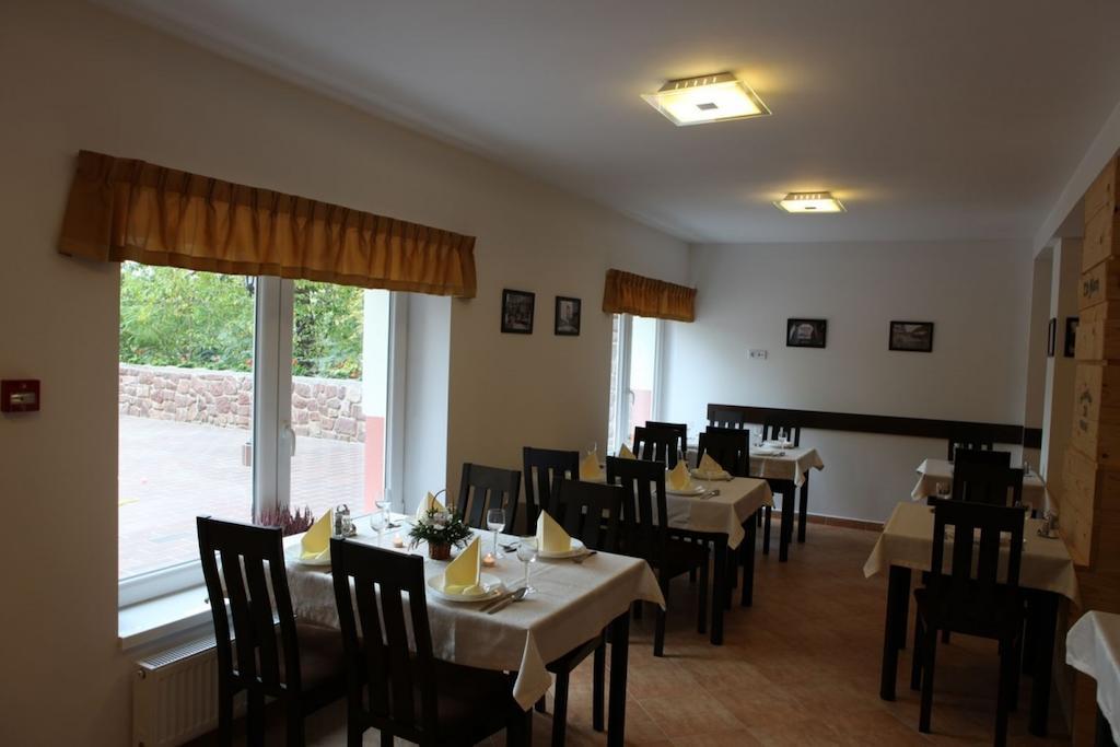 Bed and Breakfast Stan és Panzió Balatonalmádi Exterior foto